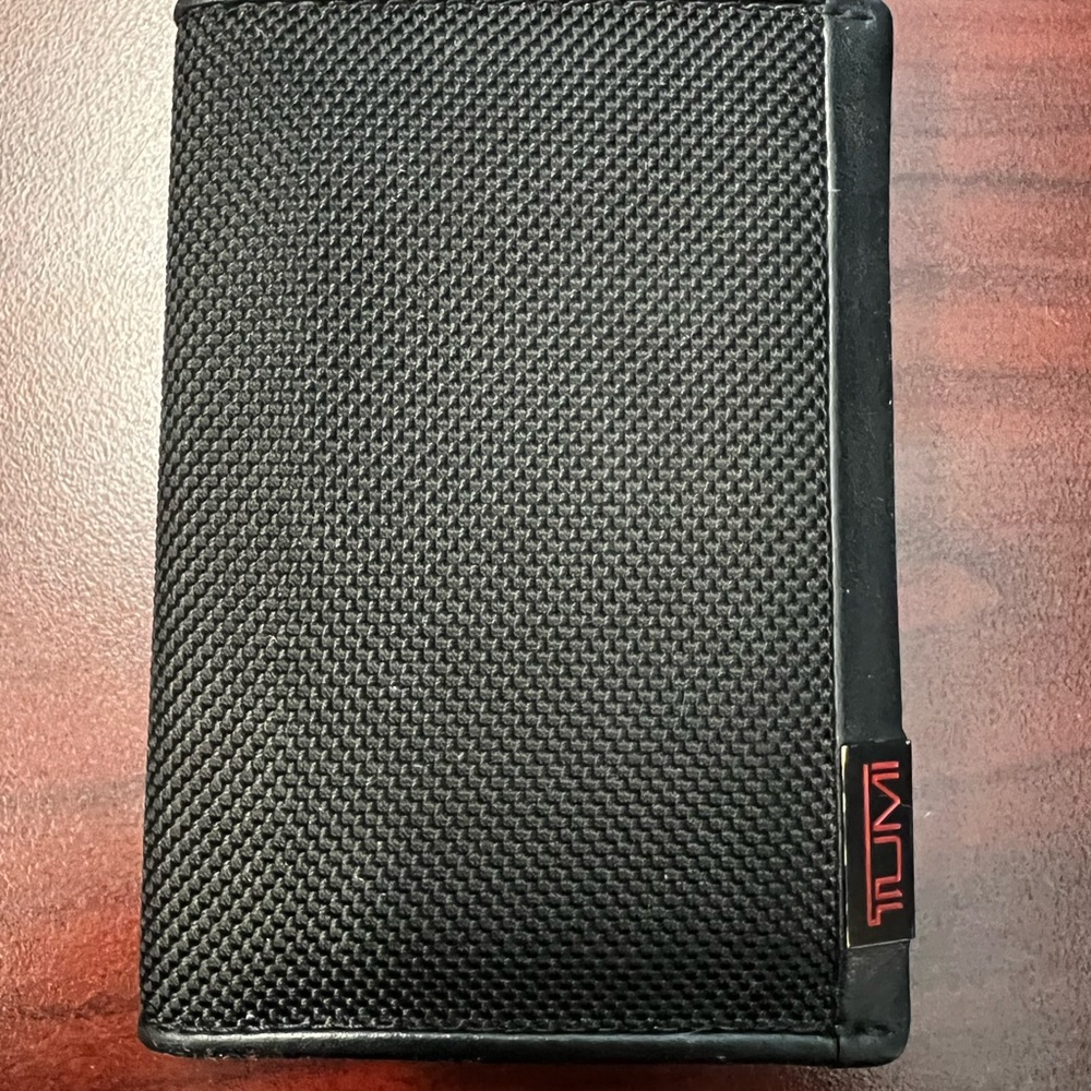 Tumi wallet (multi-window, leather/nylon)